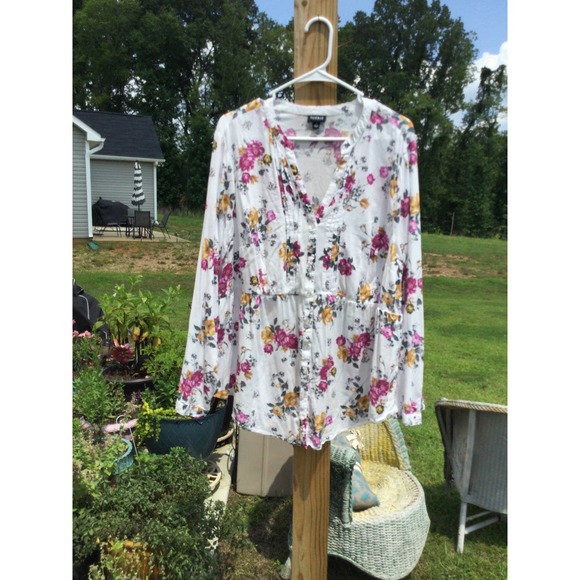 torrid Tops - Torrid womens long sleeve blouse top button up floral white tunic sz 2 2x 18 20